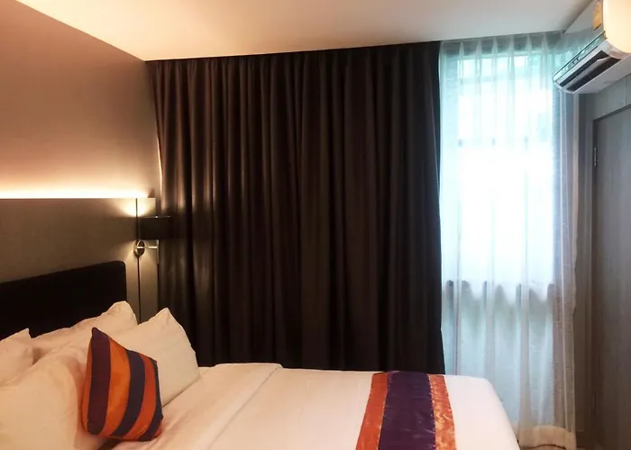 Hotel Ekamai
