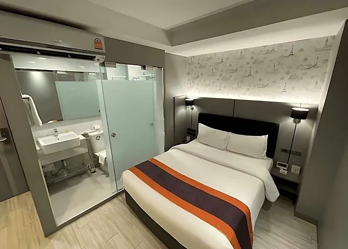 Hotel Ekamai