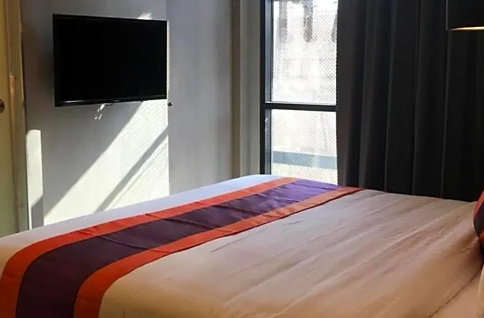 Ekamai Hotel 3*